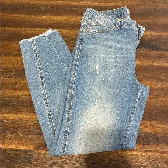 Zara Basic Dept Light Blue Denim Jeans - Picture 2 of 8